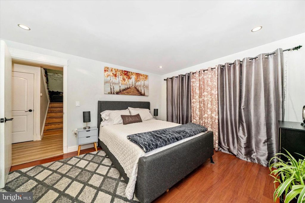 Image 6 of property listing at 11816 SELFRIDGE RD, Silver Spring, MD 20906