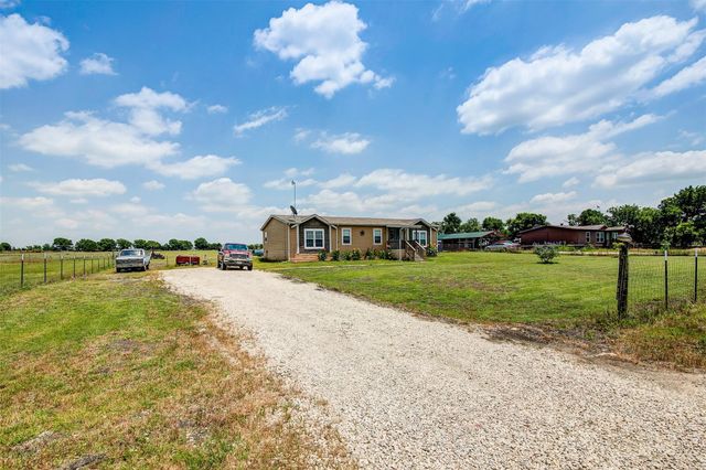 7466 County Road 573, Blue Ridge, TX 75424