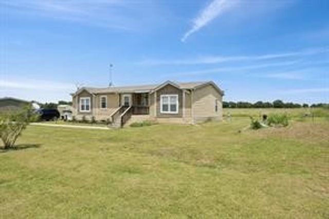 7466 County Road 573, Blue Ridge, TX 75424