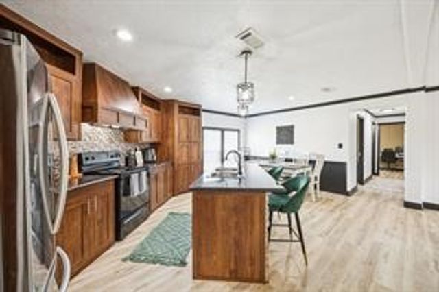 7466 County Road 573, Blue Ridge, TX 75424