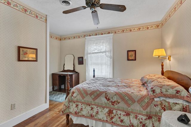 1337 N Wellington Place, Wichita, KS 67203