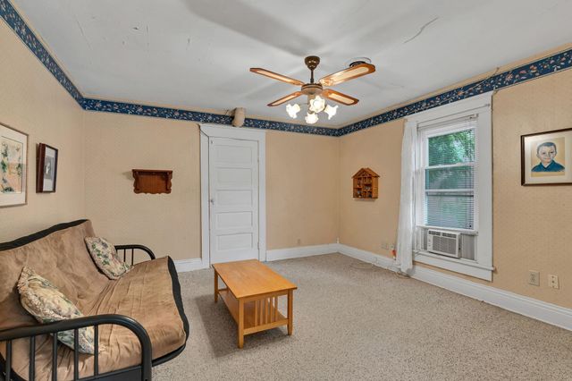 1337 N Wellington Place, Wichita, KS 67203
