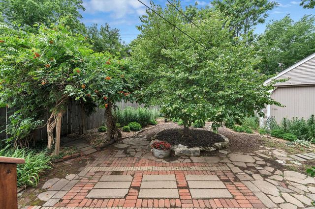 1337 N Wellington Place, Wichita, KS 67203