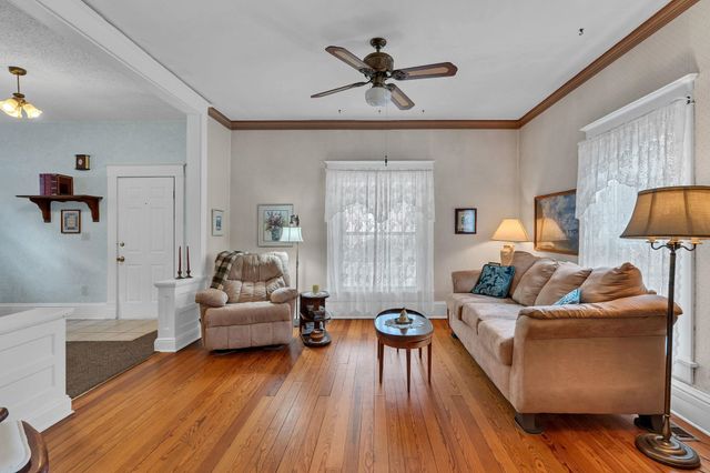 1337 N Wellington Place, Wichita, KS 67203