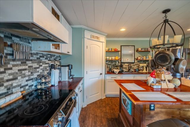 102 Church St, Petersburg, TN 37144
