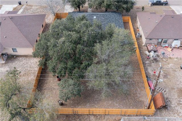 312 N Alamo Street, Alton, TX 78573