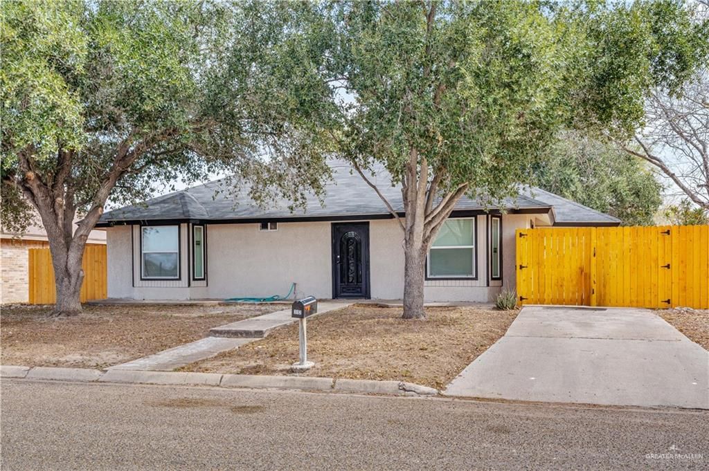 312 N Alamo Street, Alton, TX 78573