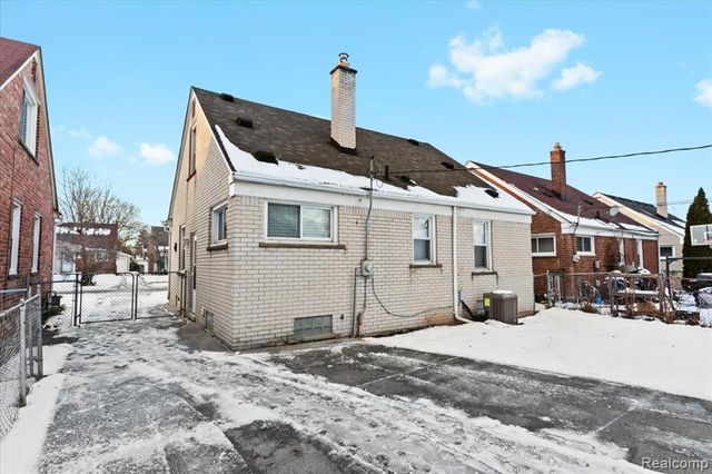 9724 Lenore, Redford, MI 48239