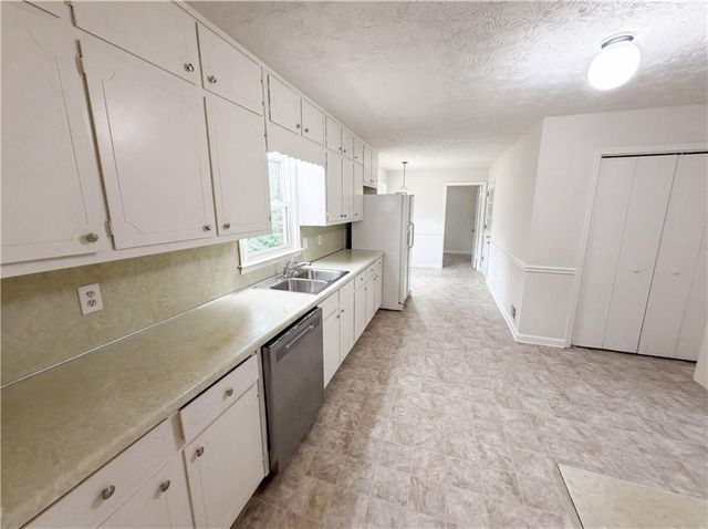 4402 N Shore Lane, Norcross, GA 30093