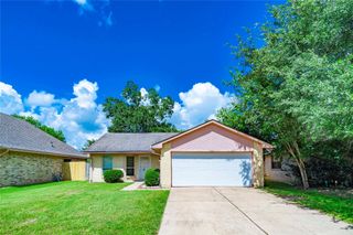 17003 Enchanted Circle W, Sugar Land, TX 77498