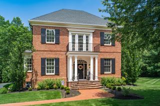 7752 Sutton Place, New Albany, OH 43054