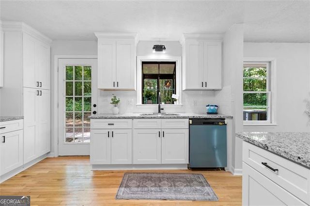 2984 E PAULDING Drive, Dallas, GA 30157