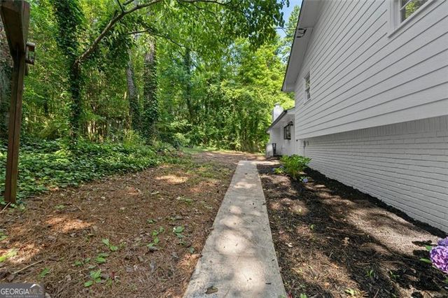 2984 E PAULDING Drive, Dallas, GA 30157