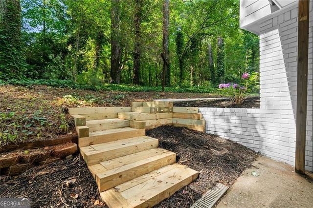 2984 E PAULDING Drive, Dallas, GA 30157