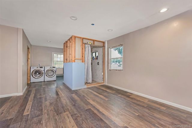 516 Shade Street, North Babylon, NY 11703