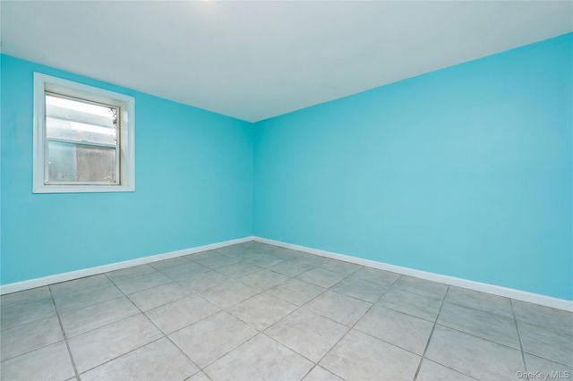 516 Shade Street, North Babylon, NY 11703