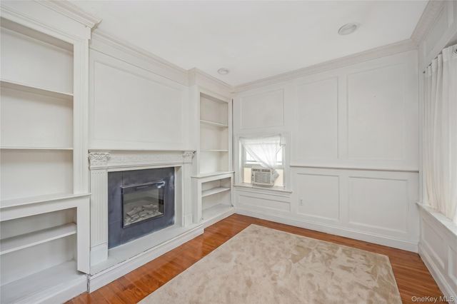 516 Shade Street, North Babylon, NY 11703