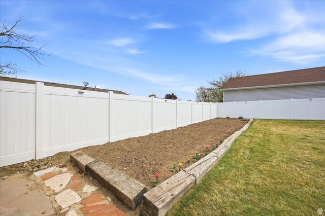 3848 W 5820 S, Taylorsville, UT 84129