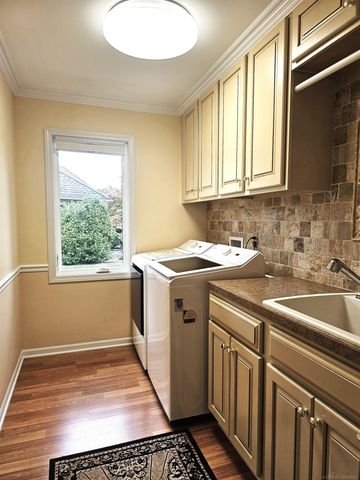 3773 Lake Forest Drive, Sterling Heights, MI 48314