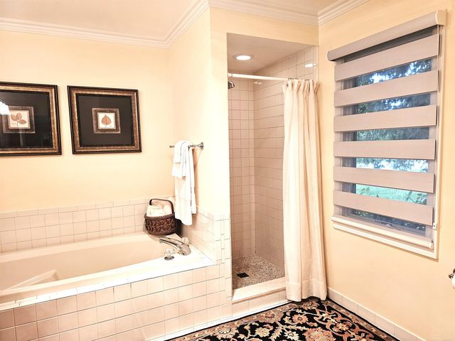 3773 Lake Forest Drive, Sterling Heights, MI 48314