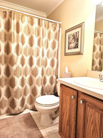 3773 Lake Forest Drive, Sterling Heights, MI 48314
