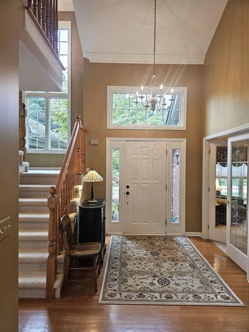 3773 Lake Forest Drive, Sterling Heights, MI 48314