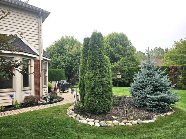 3773 Lake Forest Drive, Sterling Heights, MI 48314