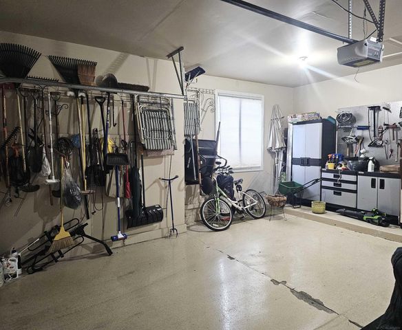 3773 Lake Forest Drive, Sterling Heights, MI 48314