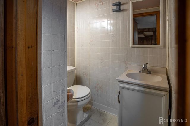 160 Dartmouth Street, Highland Park, NJ 08904