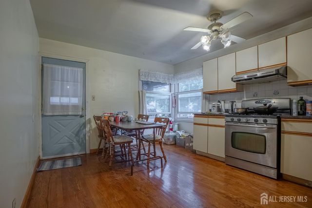 160 Dartmouth Street, Highland Park, NJ 08904