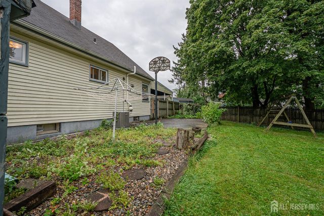 160 Dartmouth Street, Highland Park, NJ 08904