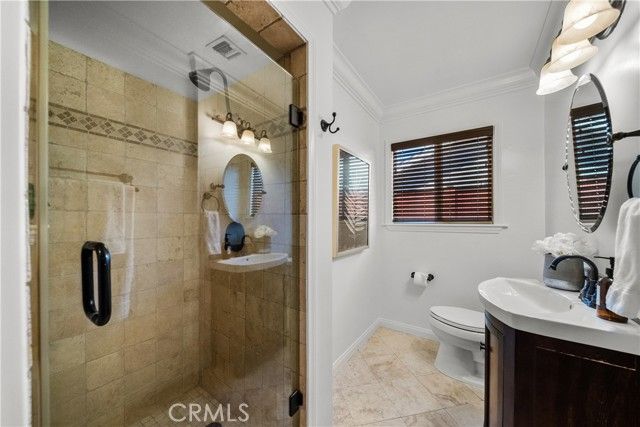 7819 Encino, Northridge (los Angeles), CA 91325