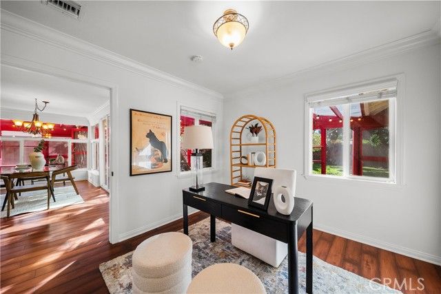 7819 Encino, Northridge (los Angeles), CA 91325