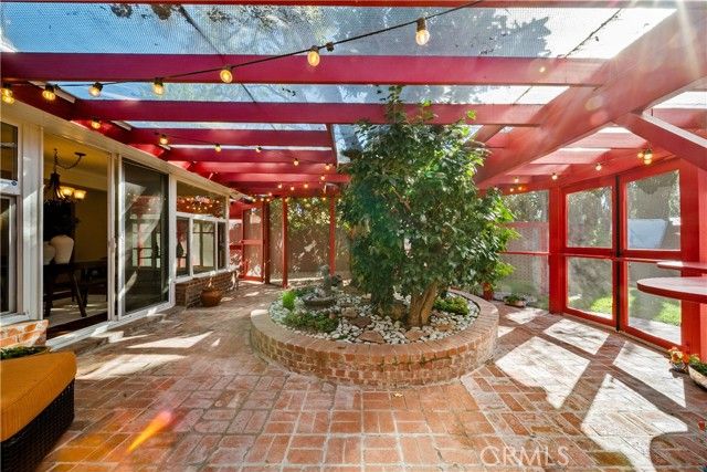 7819 Encino, Northridge (los Angeles), CA 91325