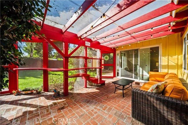 7819 Encino, Northridge (los Angeles), CA 91325