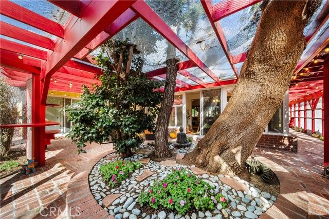 7819 Encino, Northridge (los Angeles), CA 91325