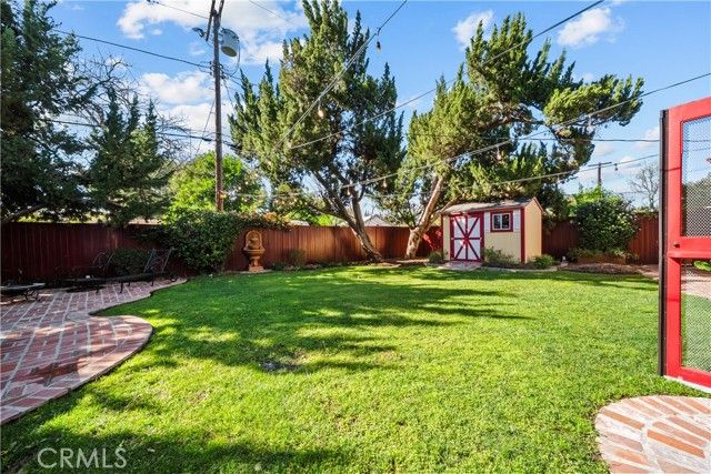 7819 Encino, Northridge (los Angeles), CA 91325