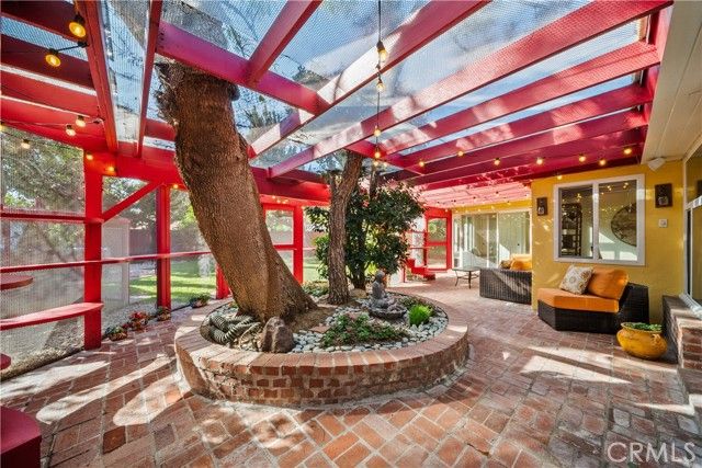 7819 Encino, Northridge (los Angeles), CA 91325