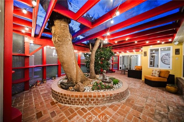 7819 Encino, Northridge (los Angeles), CA 91325