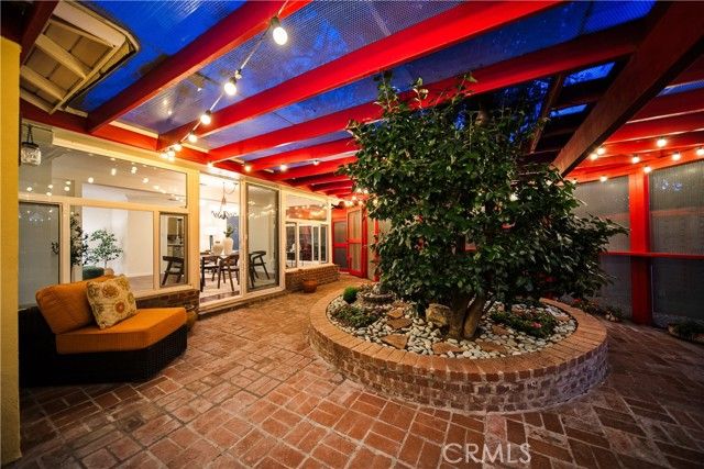 7819 Encino, Northridge (los Angeles), CA 91325