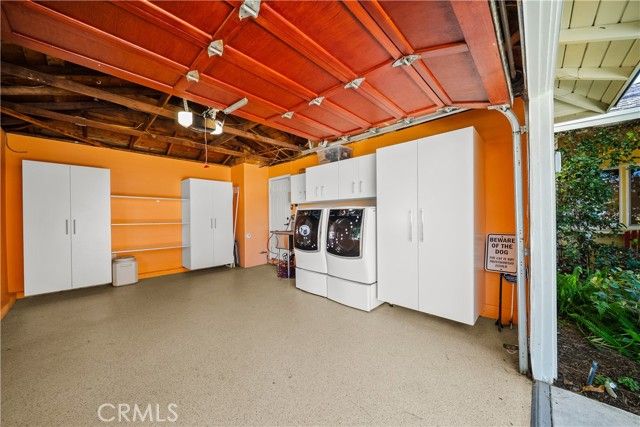 7819 Encino, Northridge (los Angeles), CA 91325