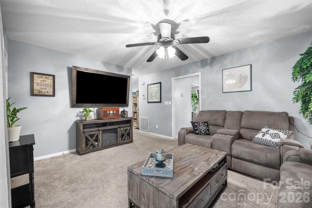 1208 Crowders Mountain Road, Bessemer City, NC 28016
