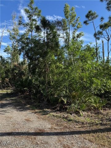 7001 Guava AVE, Bokeelia, FL 33922