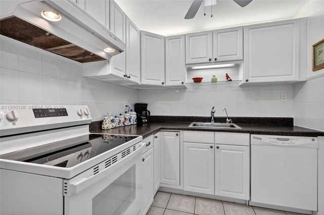 16900 NE 14th Ave 302, Miami, FL 33162