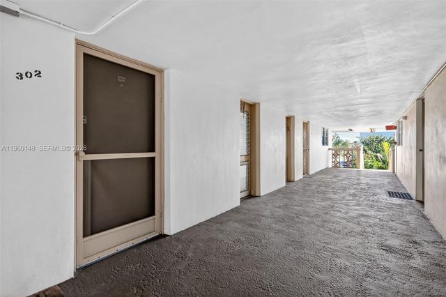 16900 NE 14th Ave 302, Miami, FL 33162