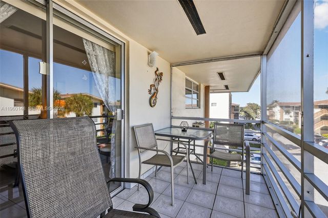 16900 NE 14th Ave 302, Miami, FL 33162