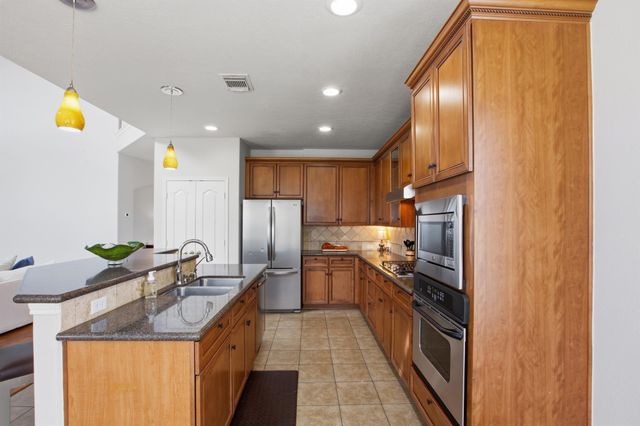 15306 Stoneridge Park Lane, Cypress, TX 77429