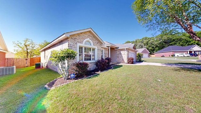 516 Sprucepine Road, Dothan, AL 36301