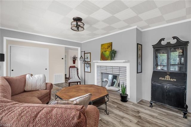 603 Shamrock Road, High Point, NC 27265