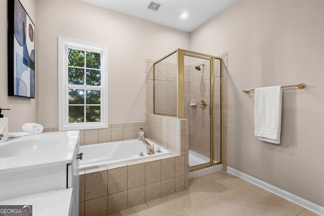 16 Elan Court, Roswell, GA 30022